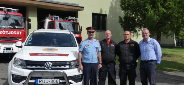 Új gépjármű került a bátaszéki tűzoltókhoz